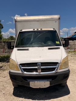 2008 Dodge Sprinter Box Truck White