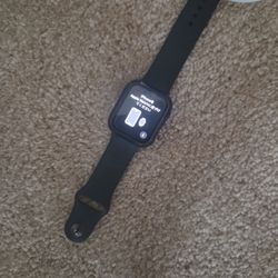 Apple watch SE 2nd GEN 32 GB 44m For Sale