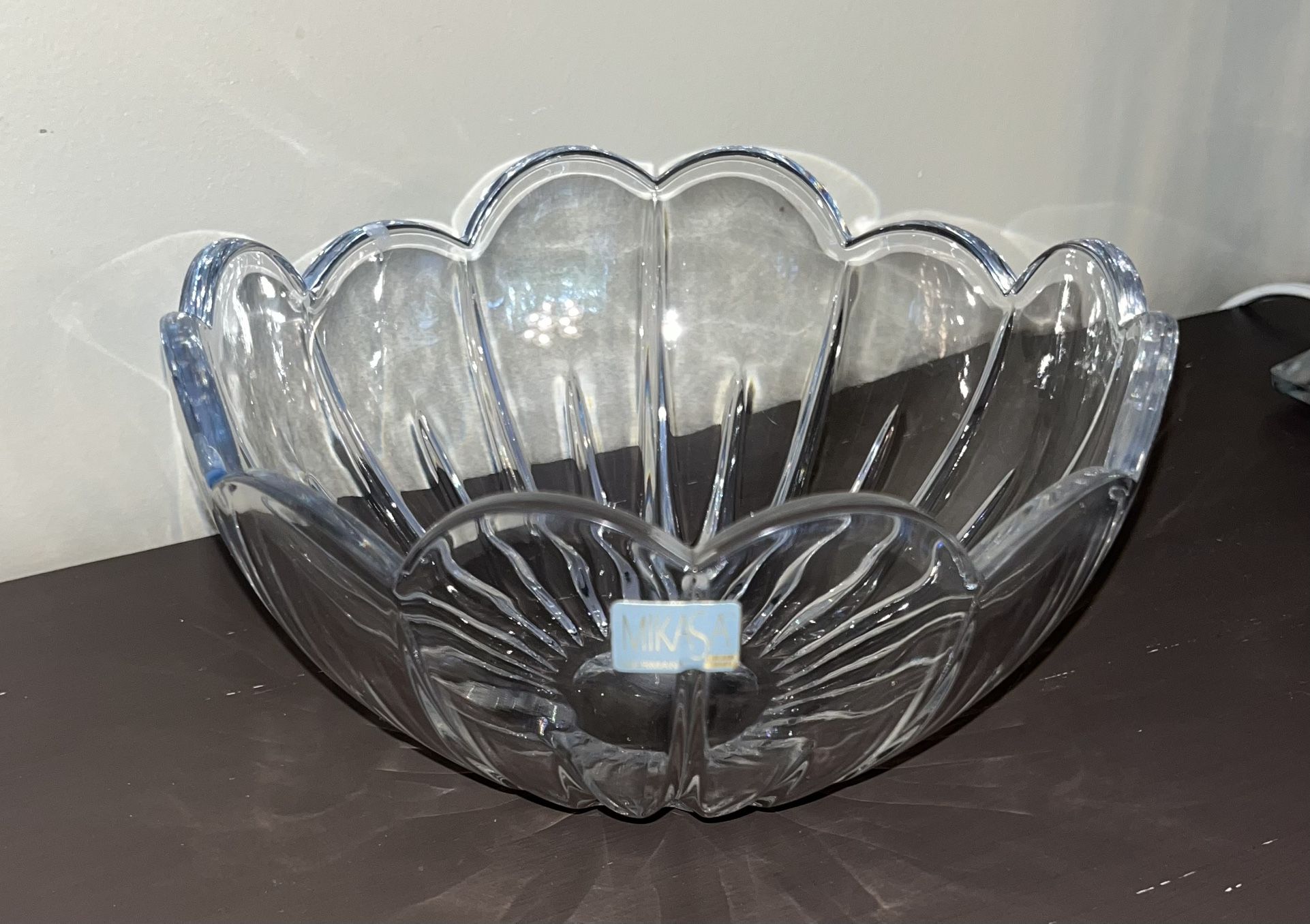 🎄 Holiday Entertaining! Mint Condition Vintage Mikasa “Jackson Square” Bowl. $20