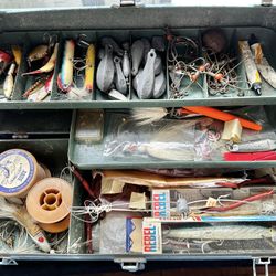 *** Vintage Fishing Tackle: lures, hooks, sinkers, etc