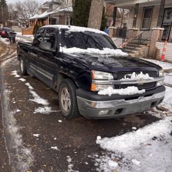 📌 2005 Chevrolet Silverado 1500 – Runs Strong – Heated Seats – $2,500 (Detroit)