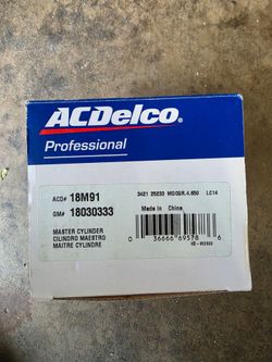 Breake Master cylinder 1977 Chevy