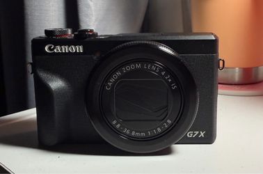 Canon G7X Mark lll