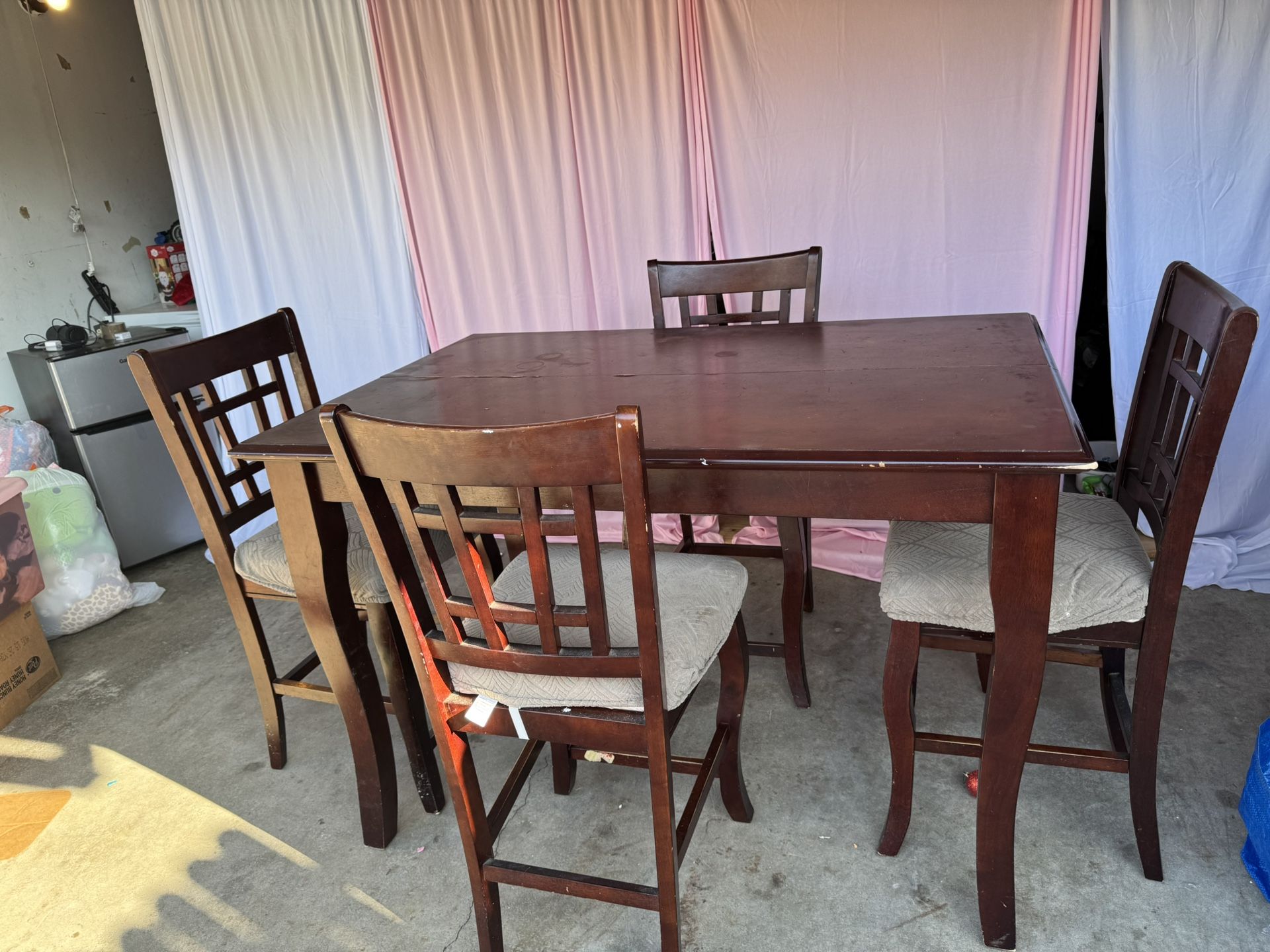 Used Dining Table with 8 Chairs