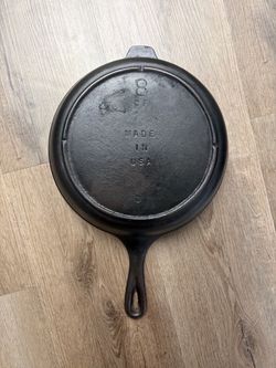 Vintage lodge chicken fryer