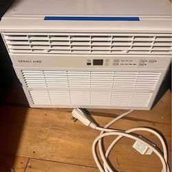 Like New Denali aire 10,000 BTU  Air Conditioner 