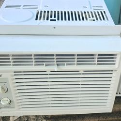 Air Conditioner 5000 btus 🥶🥶🥶