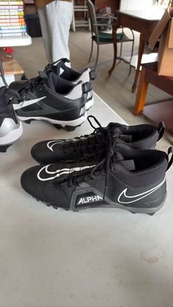 Football cleats size 11