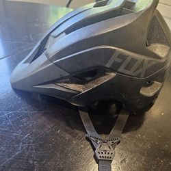 USED Fox Mountain Bike Helmet XS/S
