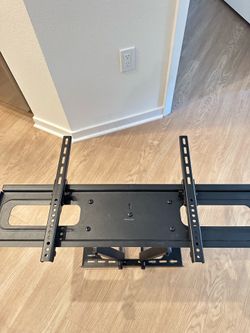Tv mount