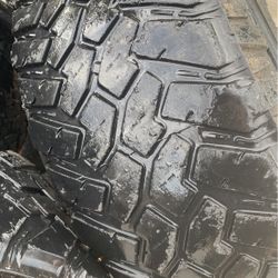 4 Tires Trail Grappler  M/t  Into 295 /70 R 18  = 34  