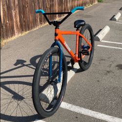 Throne Bike