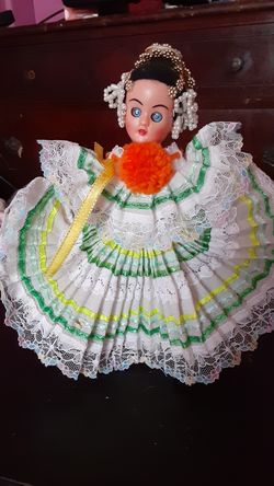Very old Mexican Doll $ 5.00