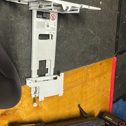 Epson Short Throw Wall Mount
