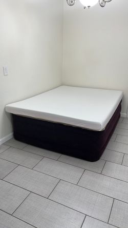Memory Foam Queen Mattress Topper - 4”