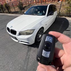 Car Keys/Fobs/Llaves De Autos 