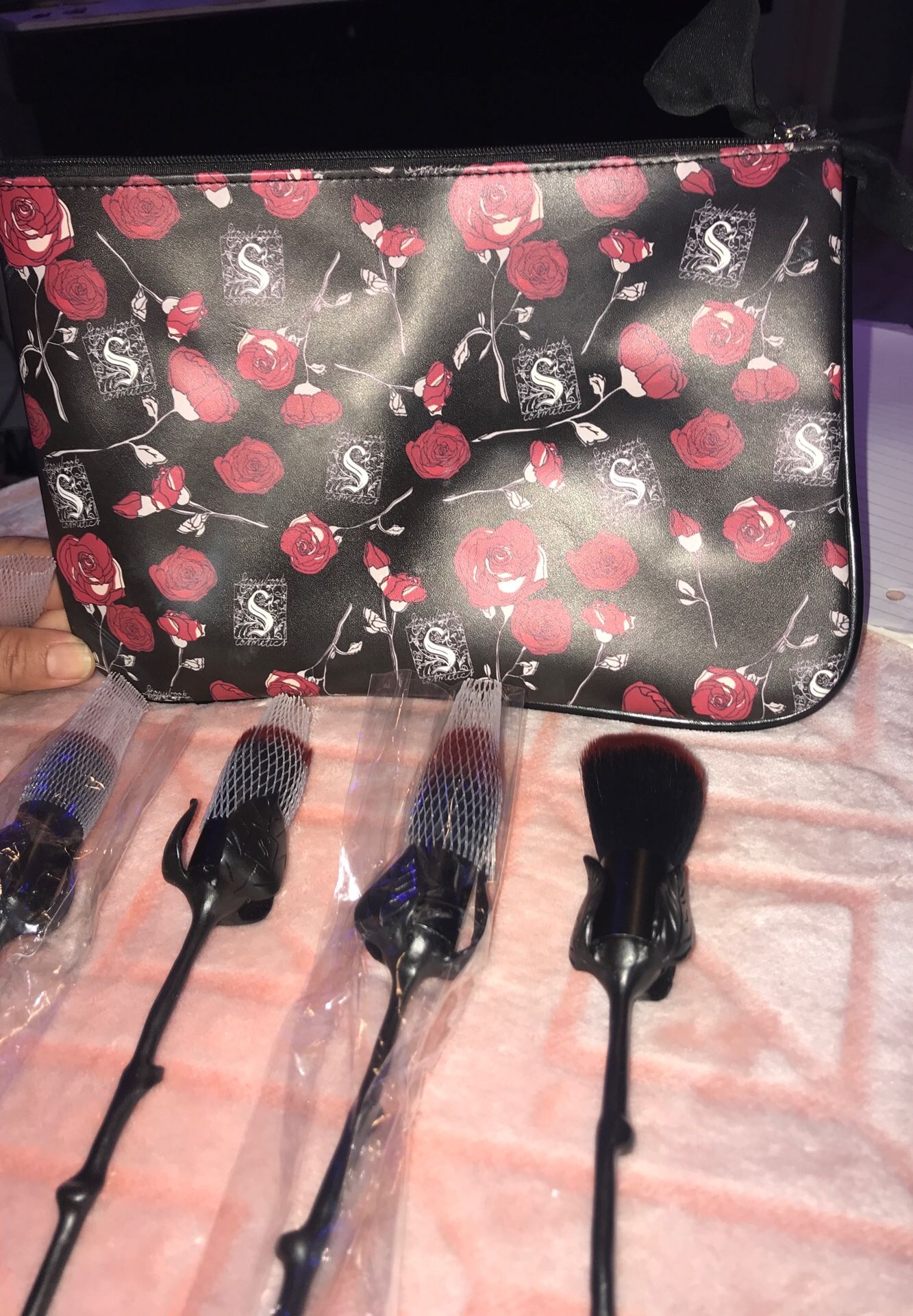 rose makeup brushes