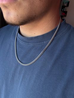 Shop GLD Miami Cuban Chain 5mm in White Gold