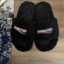 Balenciaga Slide