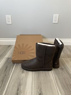 Men UGG Classic Short Bomber