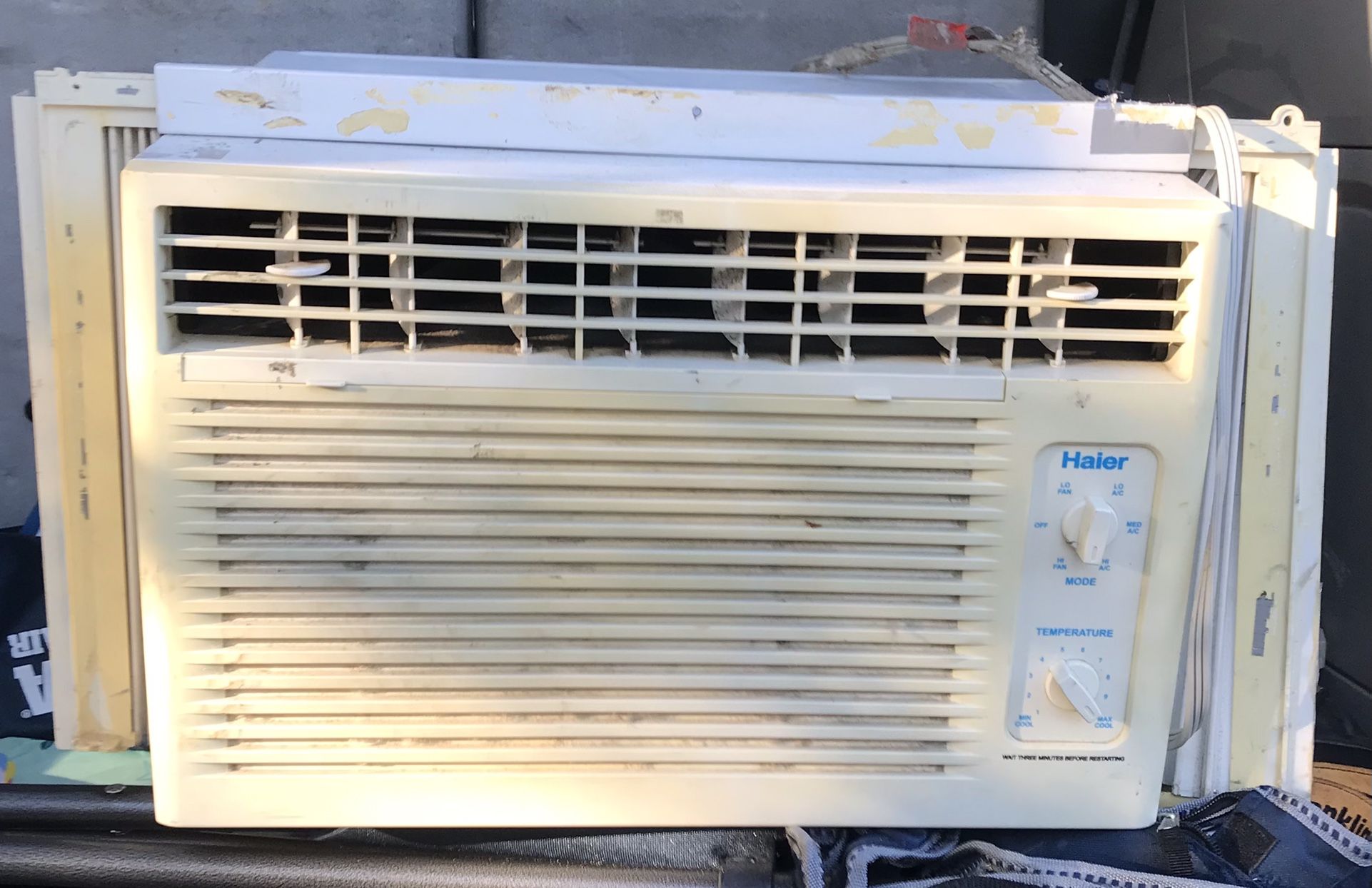 Air Conditioner - I Can Deliver AC Air Conditioner 5,000 btu