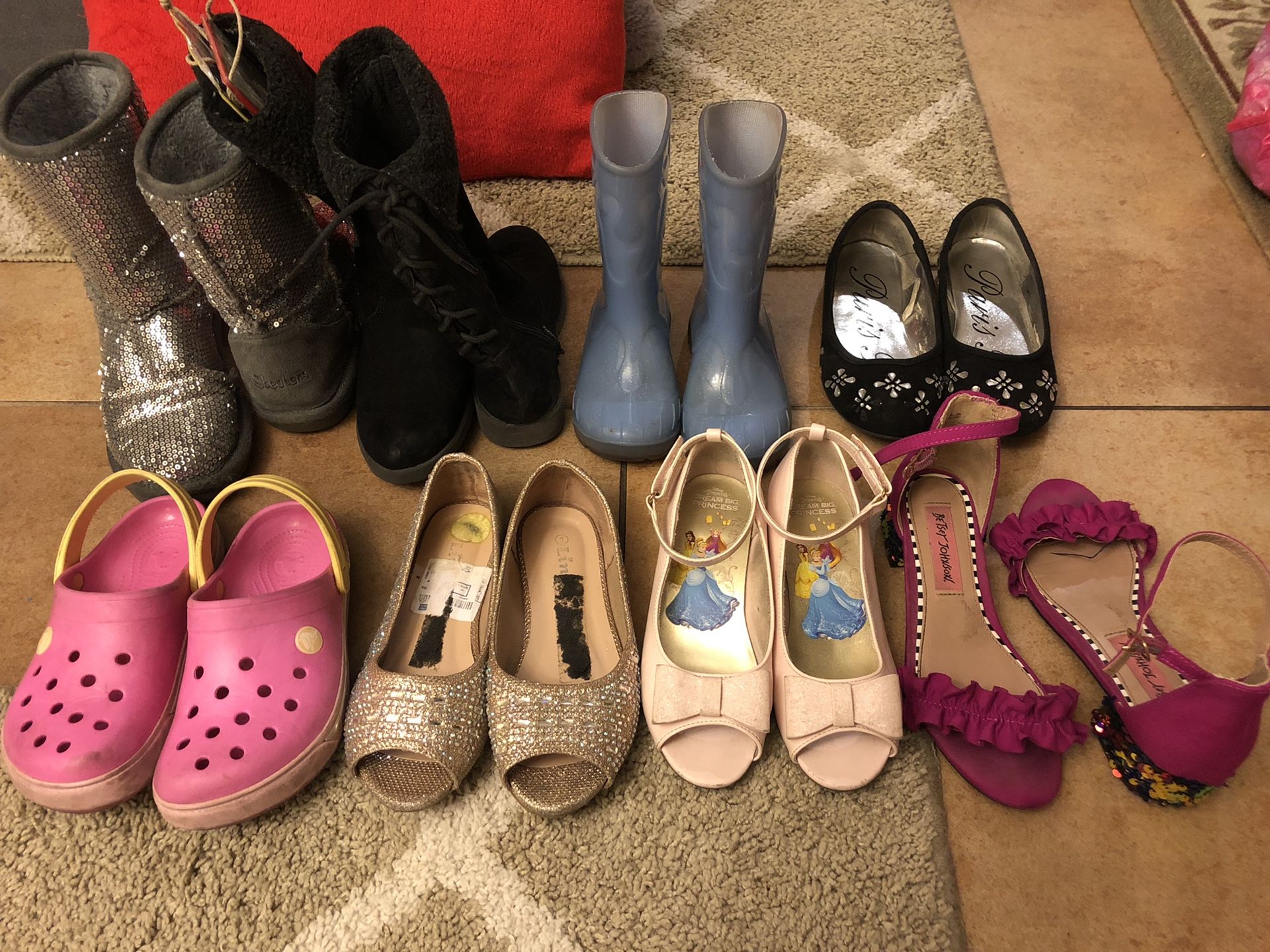 Kids boy & girls shoes & boots $3 $5 $7