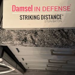 Damsel Striking Distance, Stun Baton