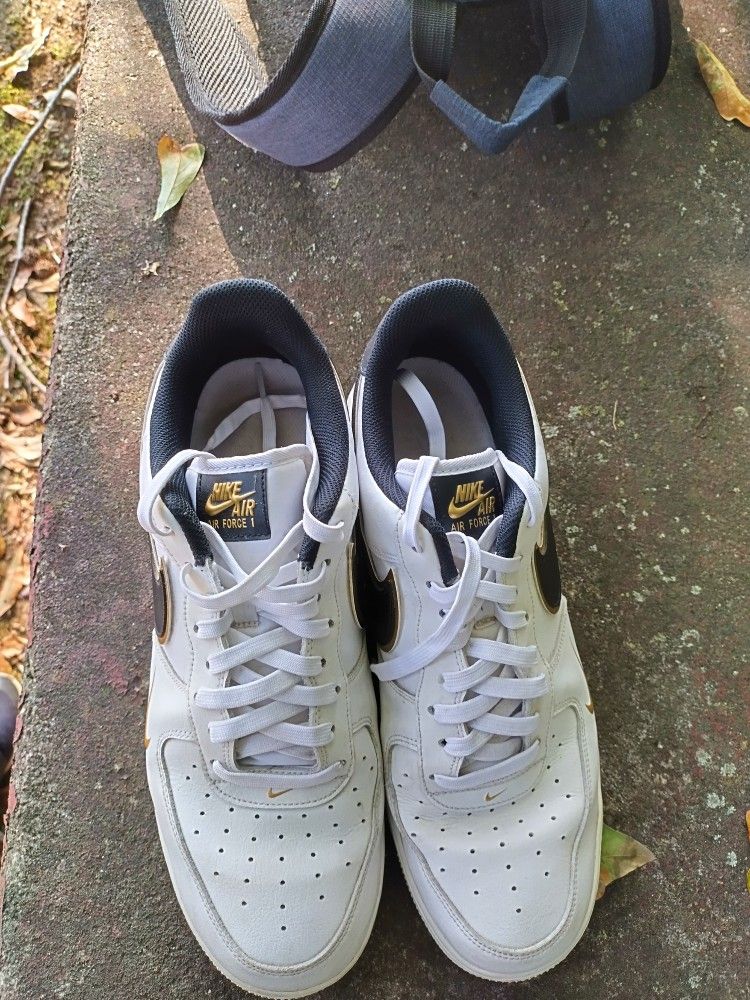 Nike Air Force 1 '07 LV8 Gold Swoosh β Size 13 β Pickup Only