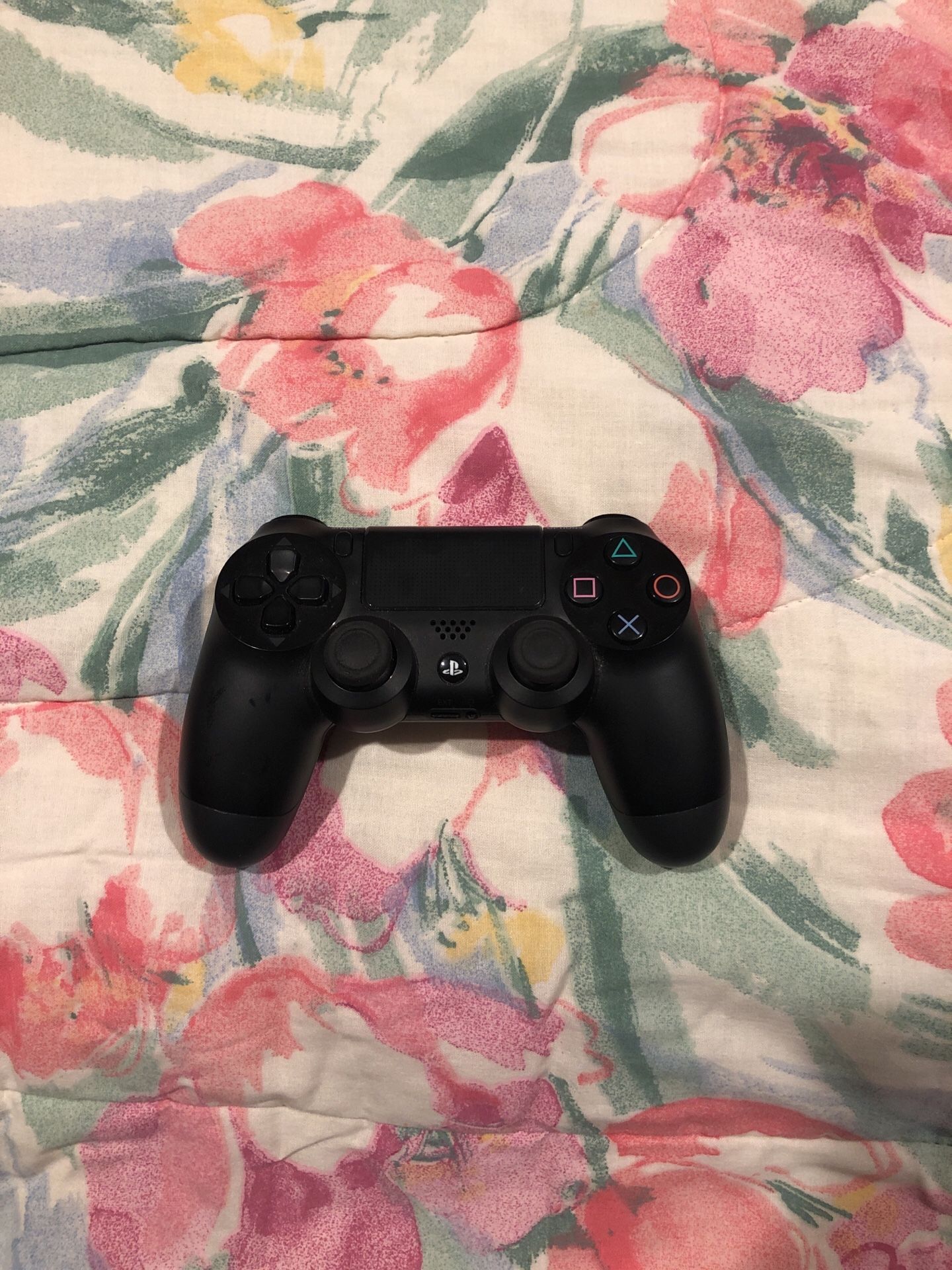 Ps4 controller for Sale in Anaheim, CA - OfferUp