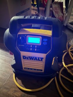 DEWALT portable power station wont charge