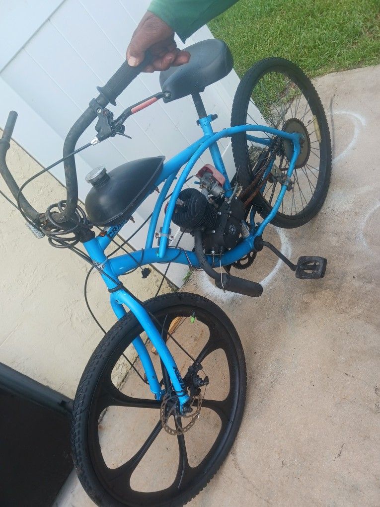 Cranbrook GAS MOTORIZED BIKE RUNS GREAT JUST NEEDS THROTTLE IT ONLY 18 ONLINE FOR KIT SELL 40 TODAY FIRM FIRM FIRM