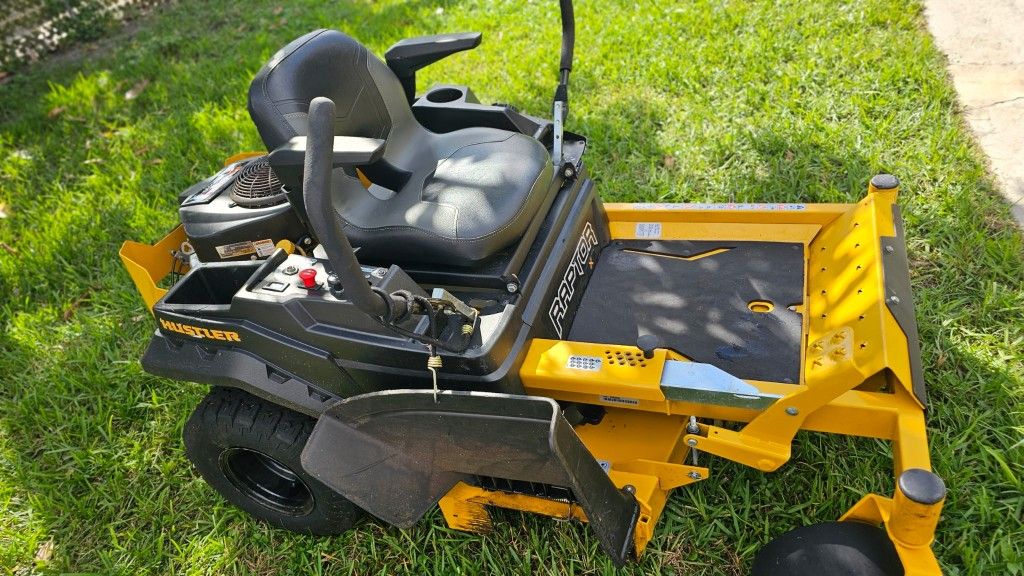Raptor Hustler RIDE ON MOWER!