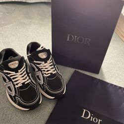 Dior b30
