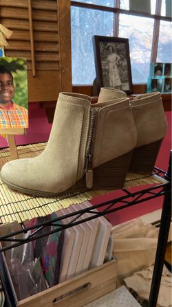 Women’s fashion boots