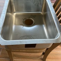 Stainless Steel Elkay Kitchen Sink