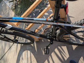 Men's mountain bike
