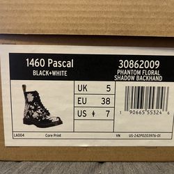 Phantom Floral Dr. Martens - size 7 (US) brand new in box