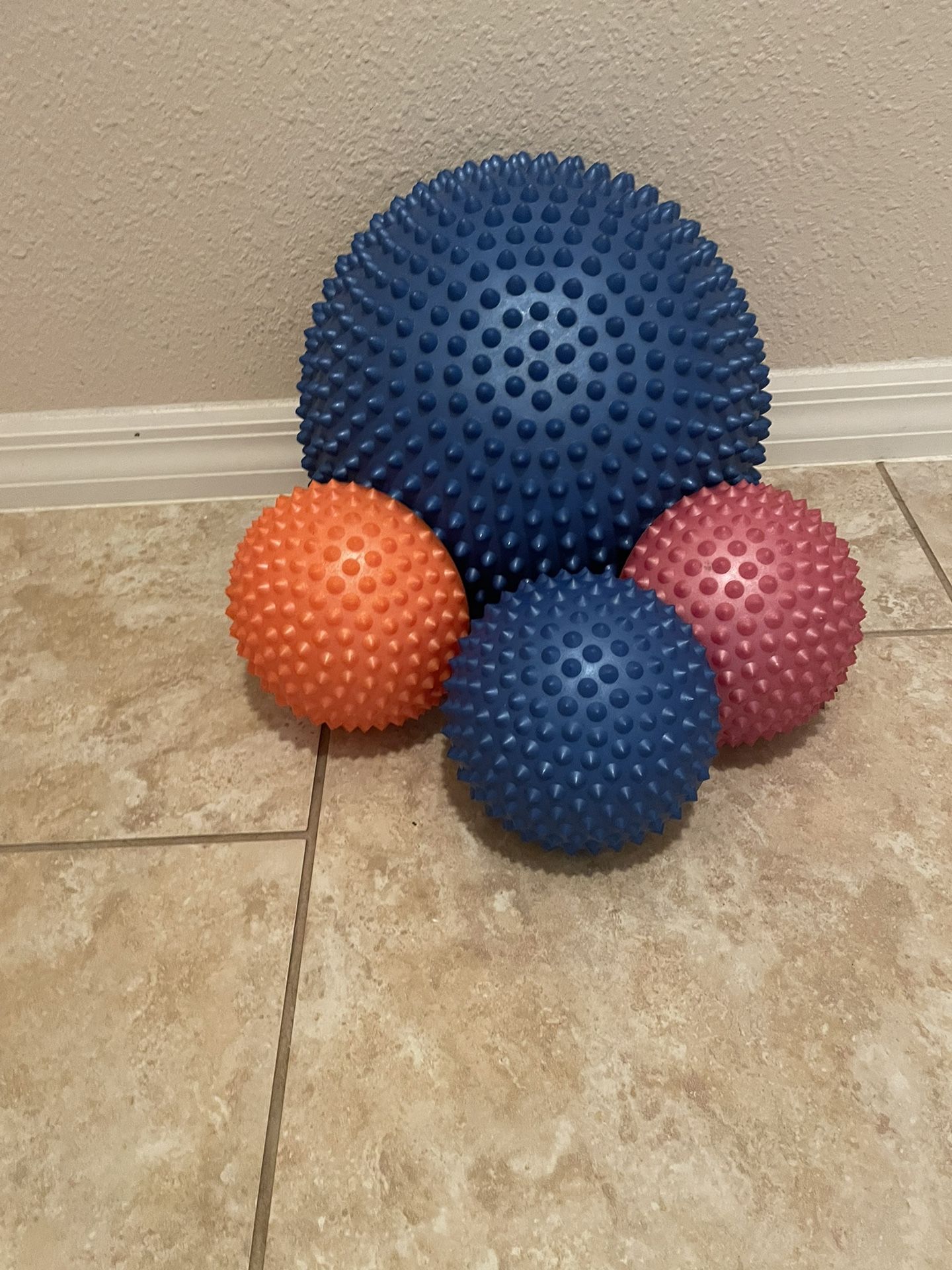 Hedgehog Balance Pods