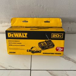 Dewalt Battery & Charger Kit6Ah (DCB 206C)