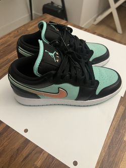 Jordan 1 Low SE Tropical Twist