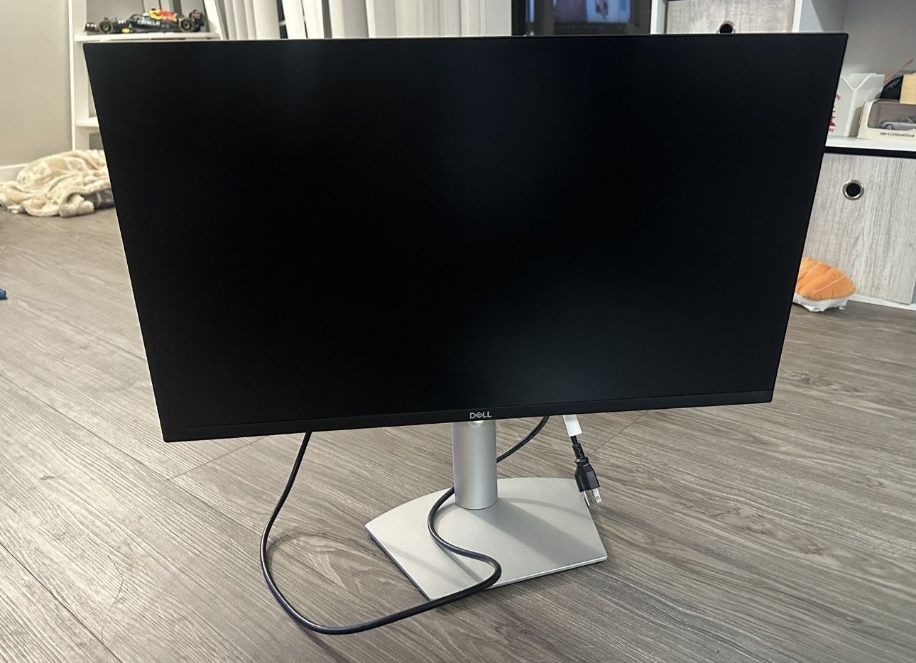 27 Inch Dell Monitor