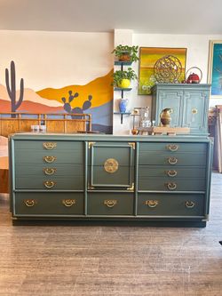 Green Dresser / 9 drawers