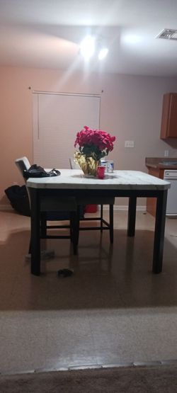 Kitchen table