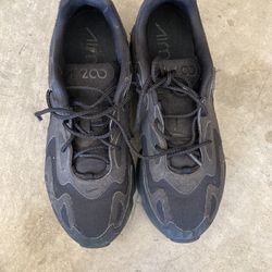 Nike Men’s Size 10