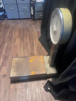 Vintage scale