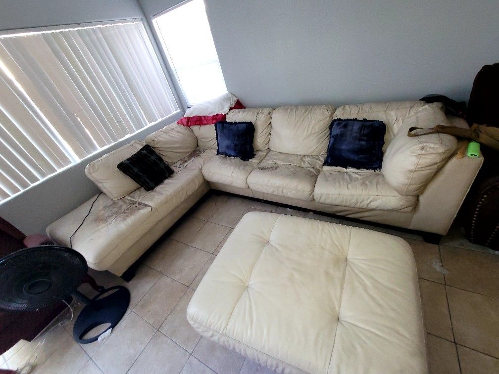 Leather Sectional Couch With Otto Mon