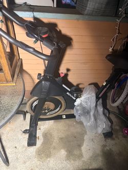 Bicicleta para hacer ejercicio