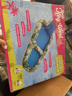 Pool float lounge chair