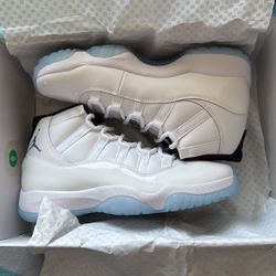 Jordan 11 Legend Blue