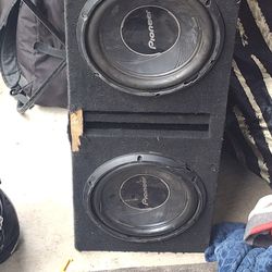 speakers
